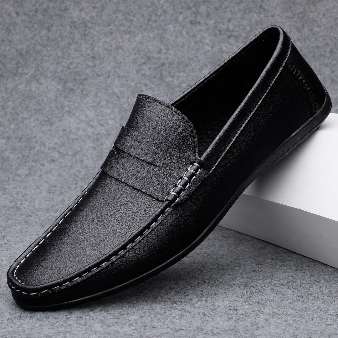 Klassikalised Itaalia nahast Loaferid