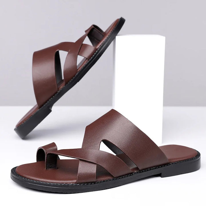 Elegantne nahast sussid