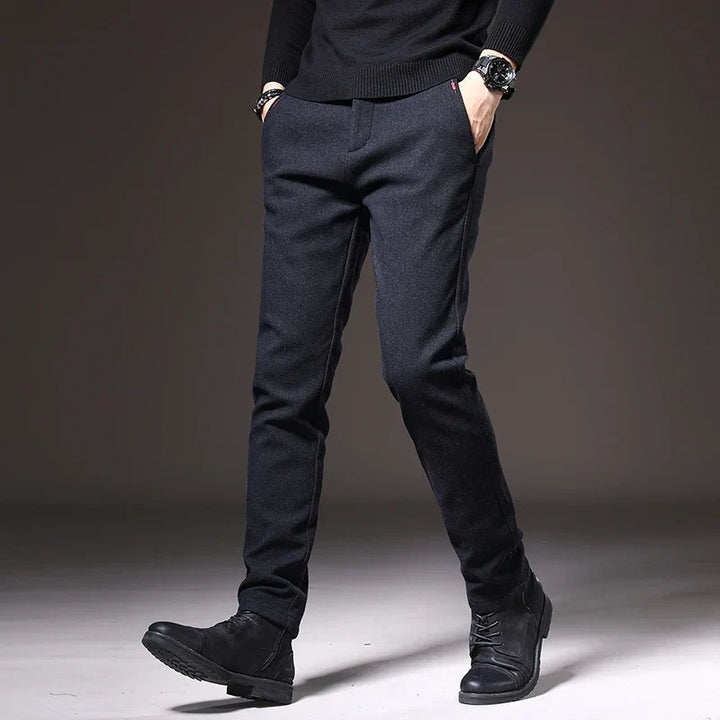 Šikk slim fit püksid
