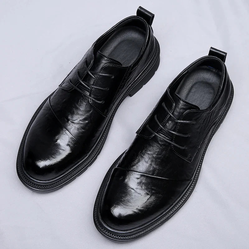 Elegantne nahkkingad Briti stiilis