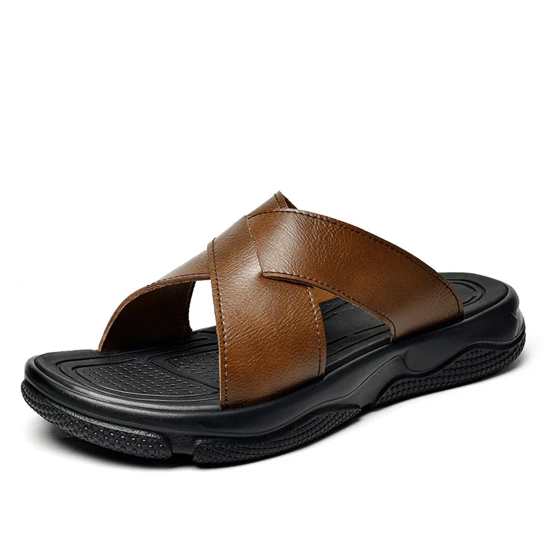 Elegantne nahast rannasandaalid