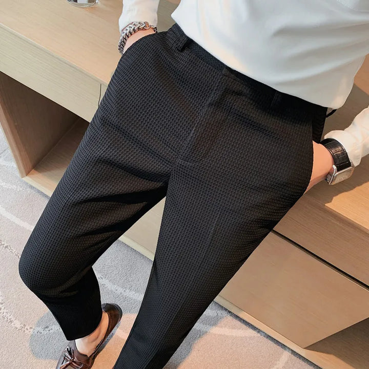 Elegantne meeste püksid