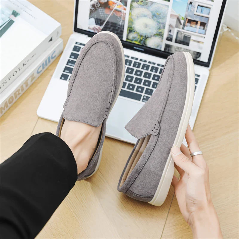 Igapäevased suède Loafers