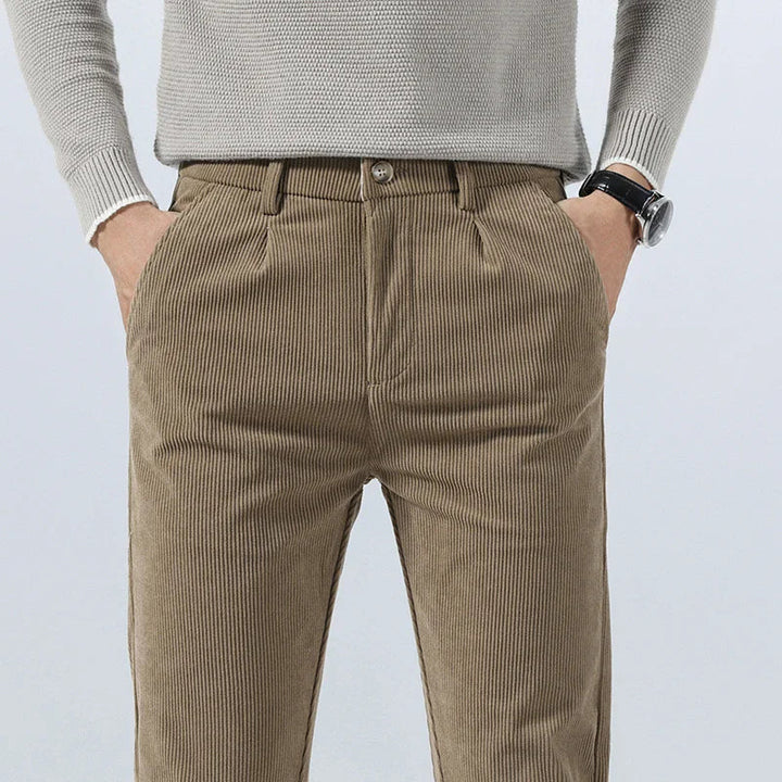Igapäevased corduroy püksid