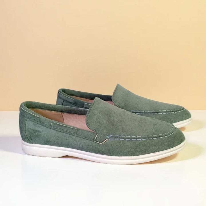 Premium samet Loafers