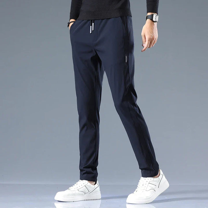 Elegantne Slim Fit Püks