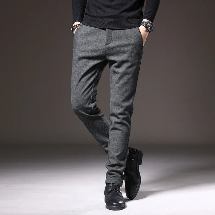 Šikk slim fit püksid