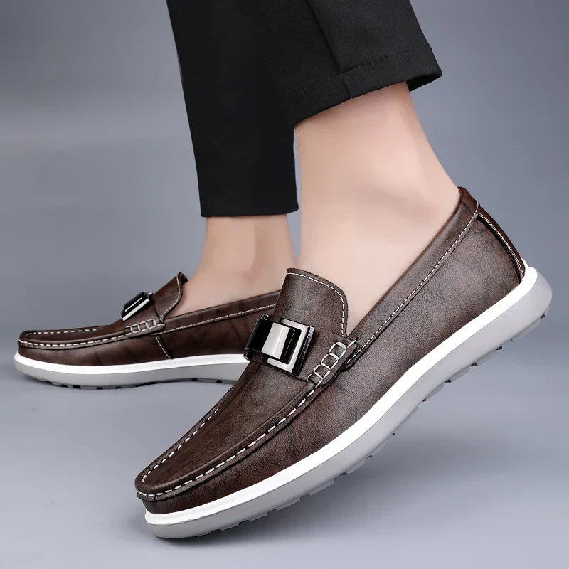 Luksuslikud nahast loafersid