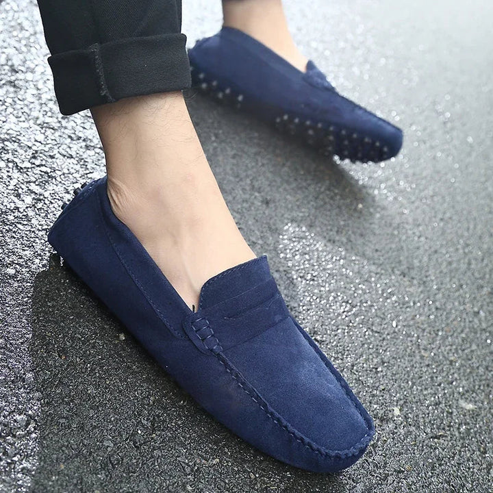 Igapäevased sametist Loafers