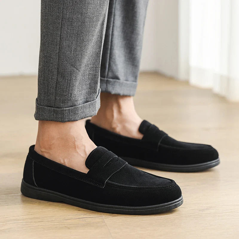 Elegantne, hingav Loafers
