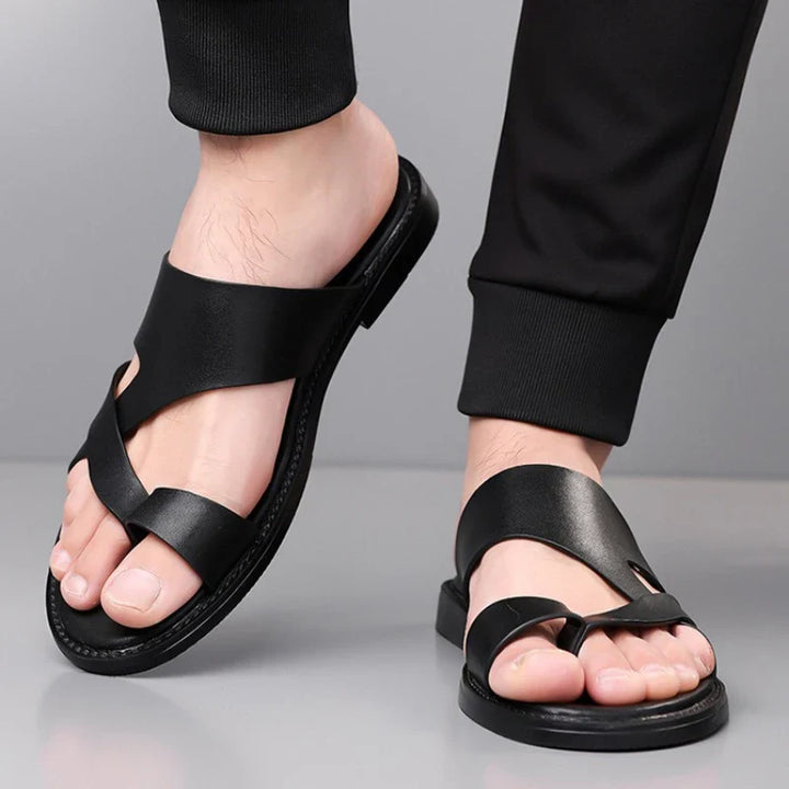 Elegantne nahast sussid