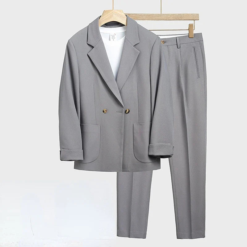 Elegantne vabaaja meeste komplekt
