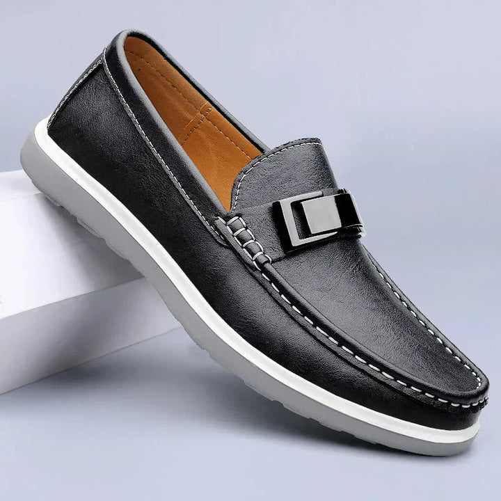 Luksuslikud nahast loafersid