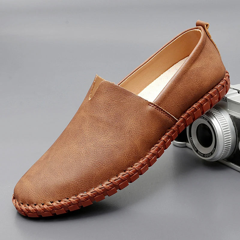 Santorini nahast Loaferid
