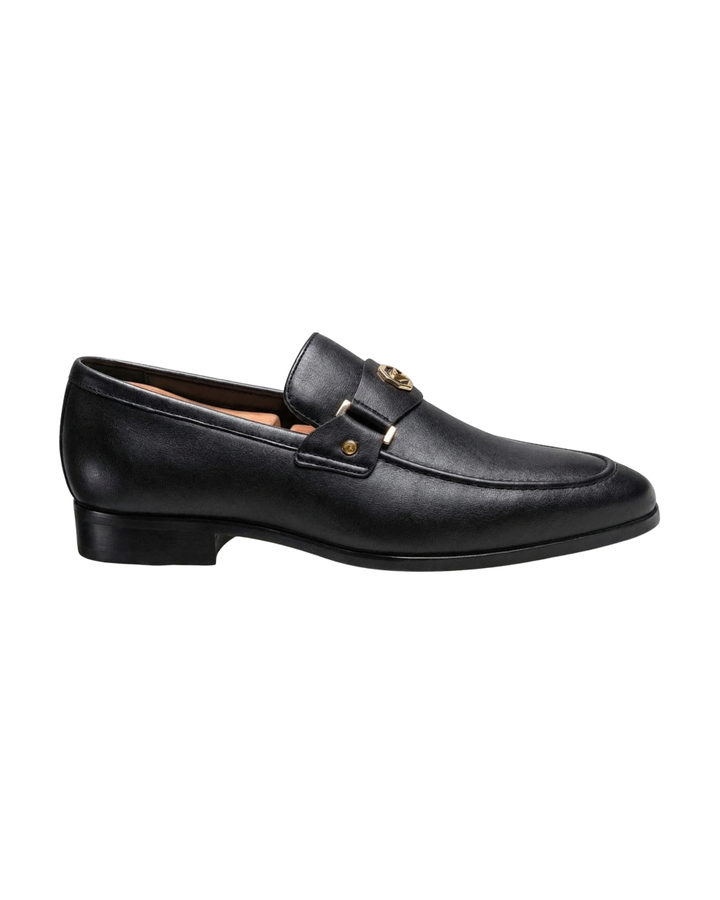 Klassikalised nahast loafers