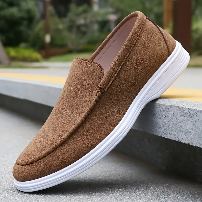 Elegantne meeste Loafer