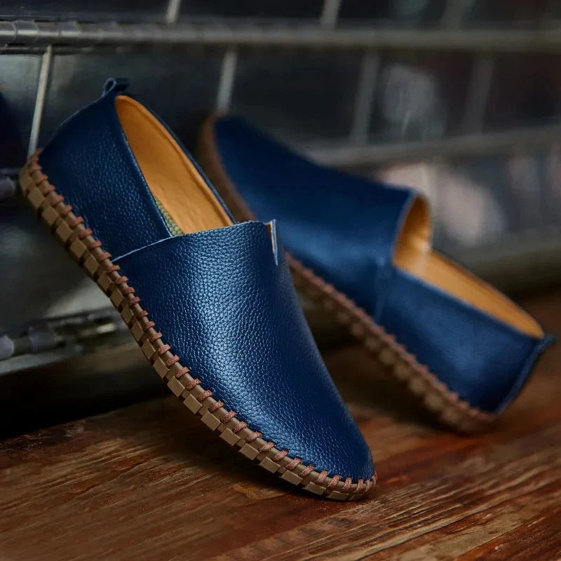 Hingavad nahast loafers