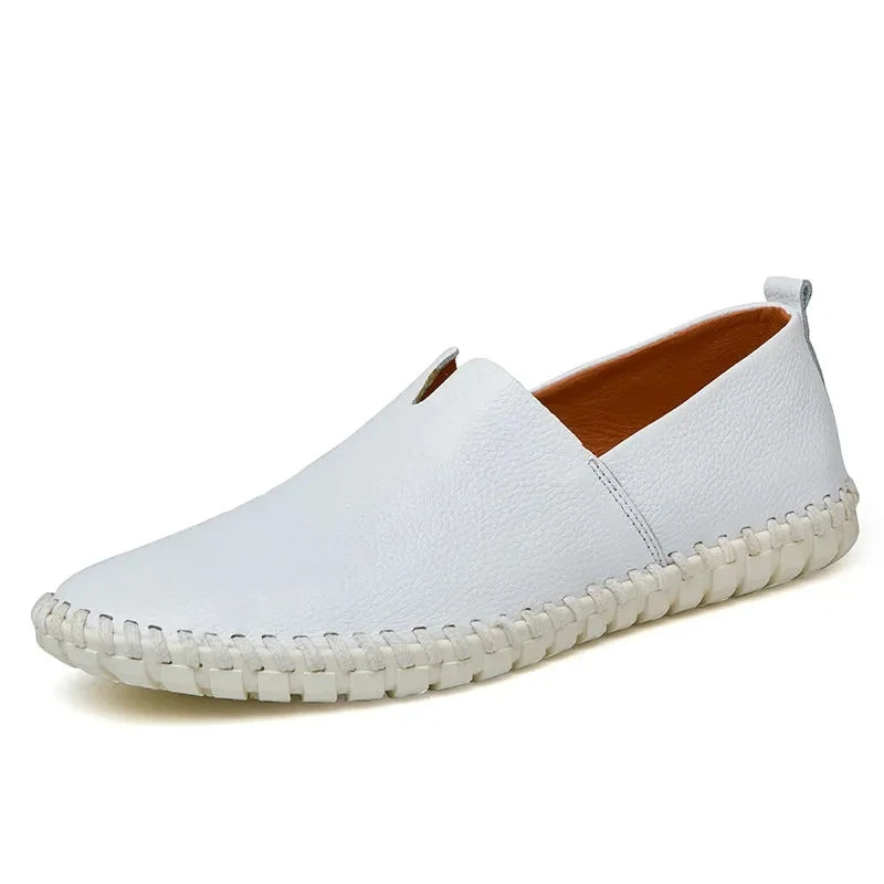 Hingavad nahast loafers
