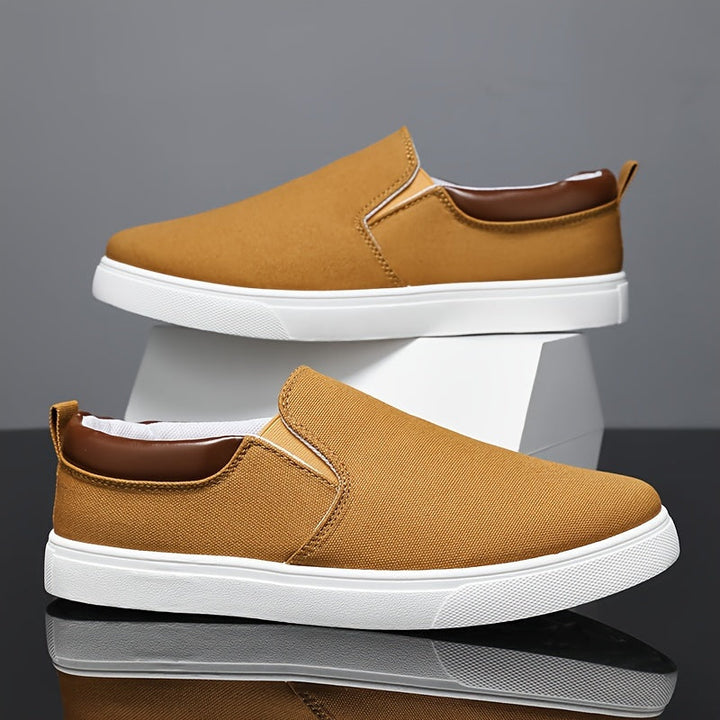 Slip-On Meeste Kingad