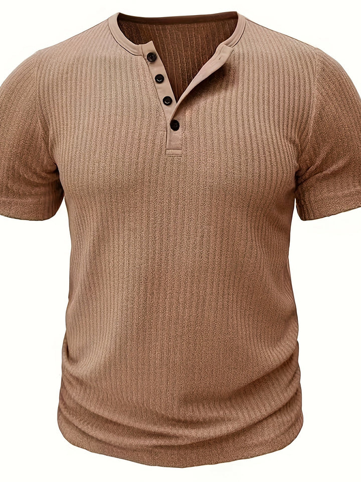 Elegantne mustriga T-särk