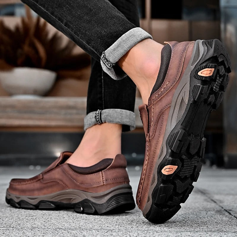 Elegantne Nahk Slip-On Kingad