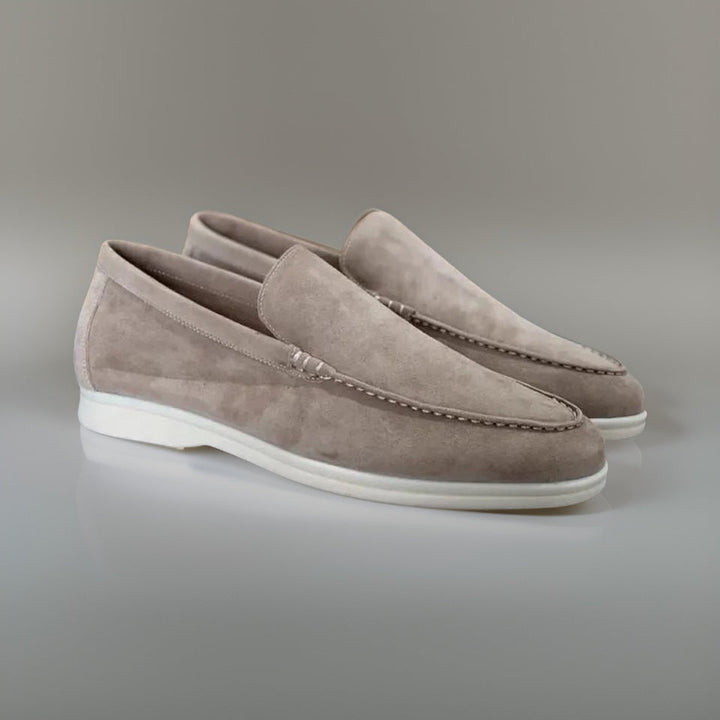 Igal pool kandmiseks sobivad suède loafers