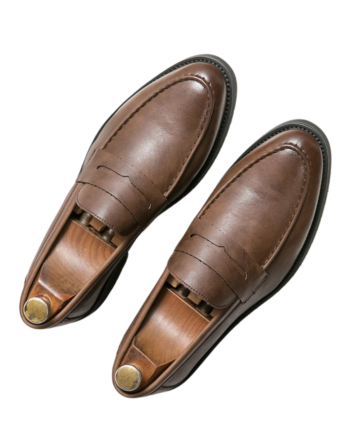 Elegantne nahast Loafers