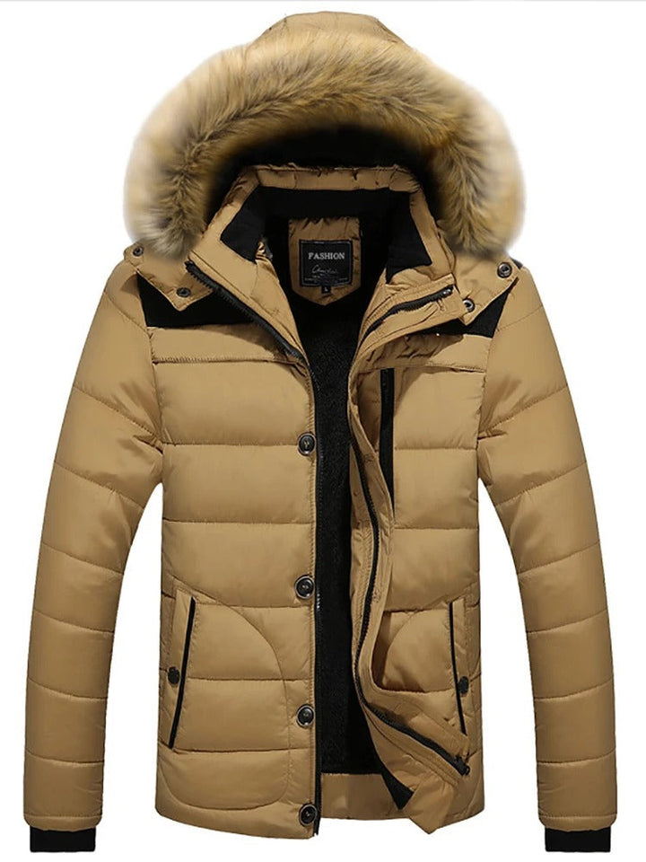 Elegantne fliistekk met capuchon