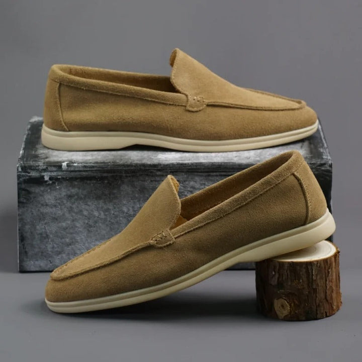 Premium samet Loafers