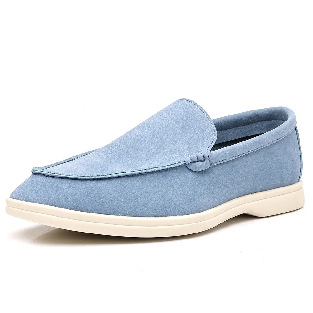 Klassikalised sametist Loaferid