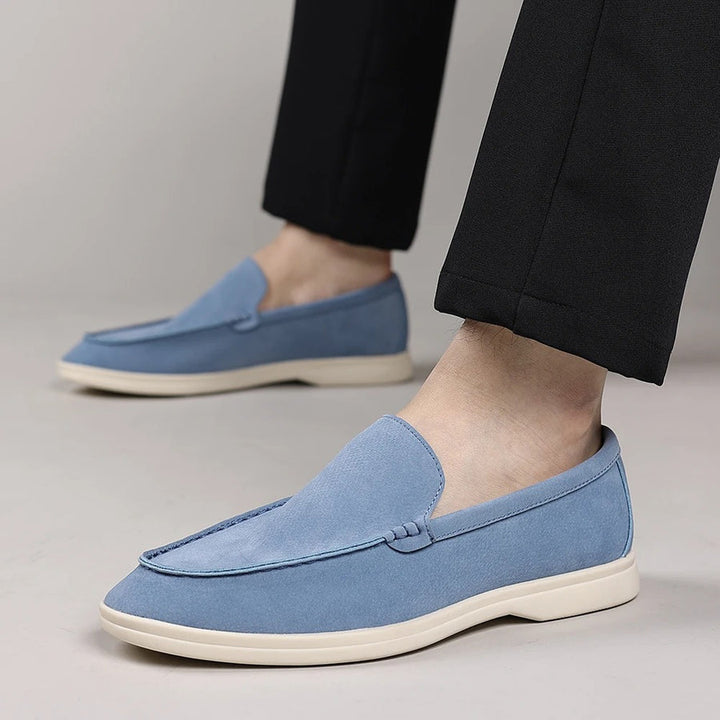 Klassikalised suede Loafers