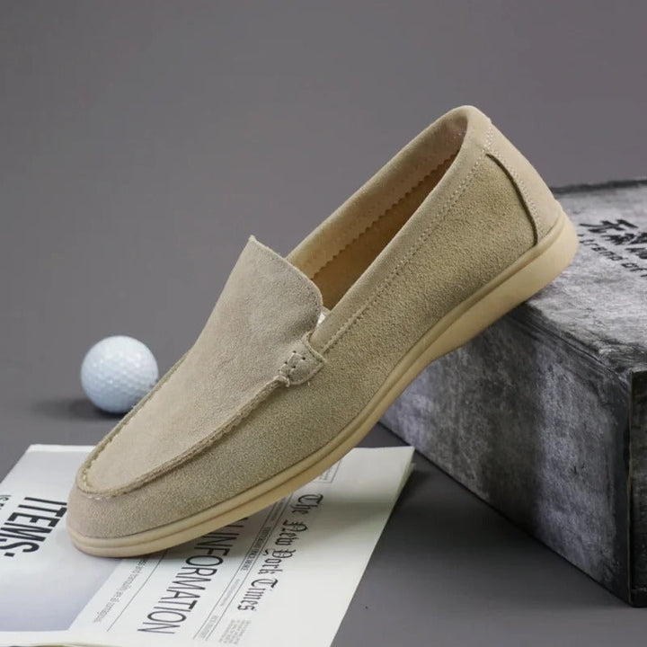Premium samet Loafers