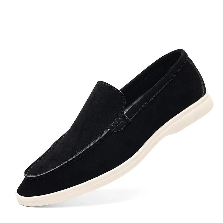 Klassikalised sametist Loaferid