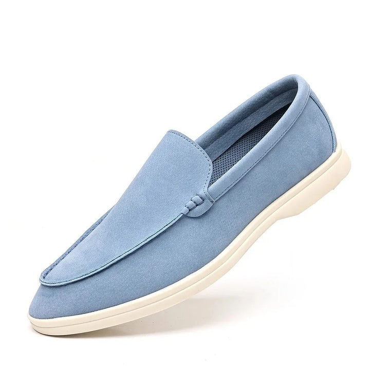 Klassikalised sametist Loaferid