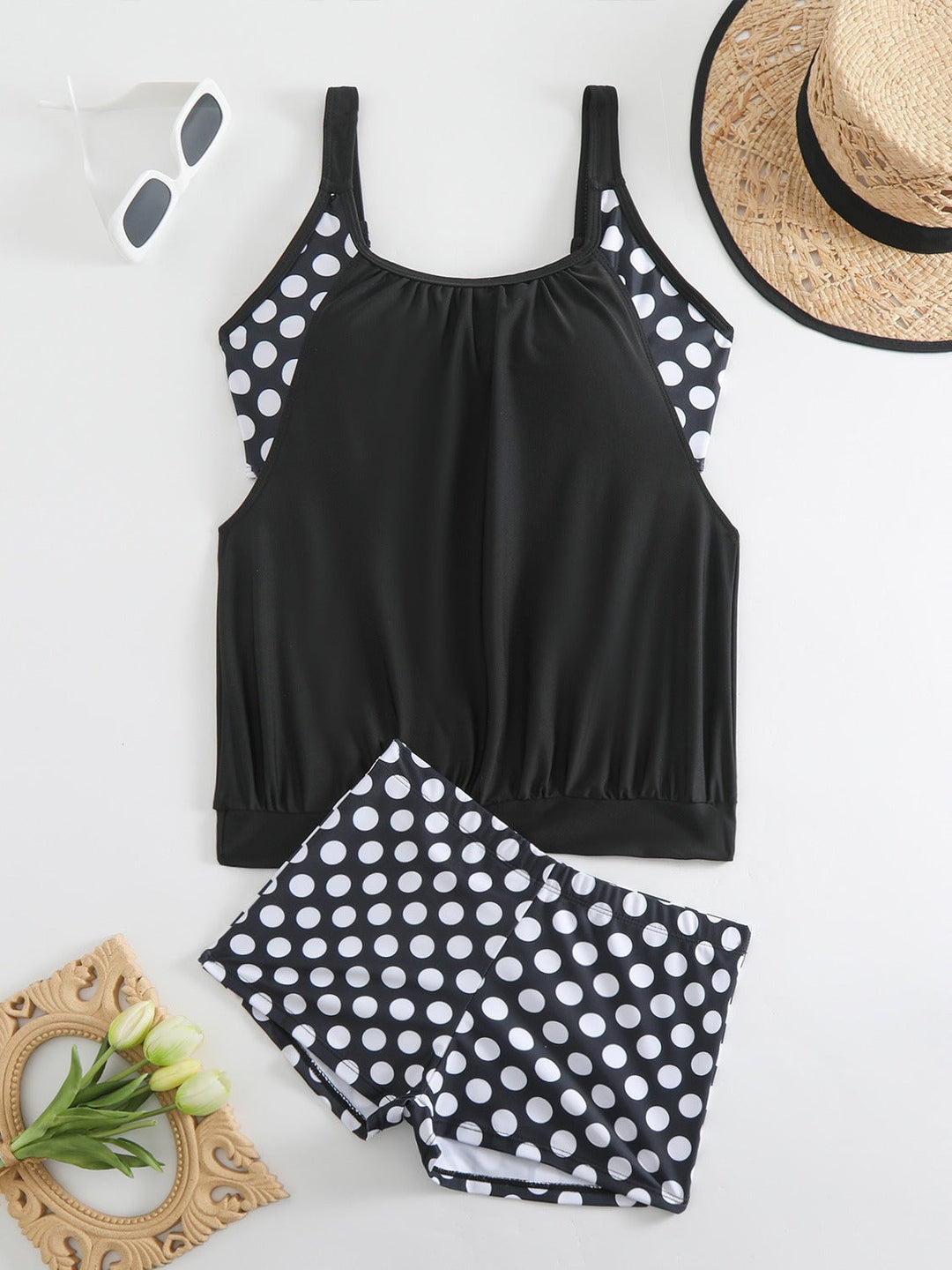 🏖️ Kuum suvi – 50% SOODUSTUS 👙 Kaheosaline naiste bikiiniseade, millel on polka punktid